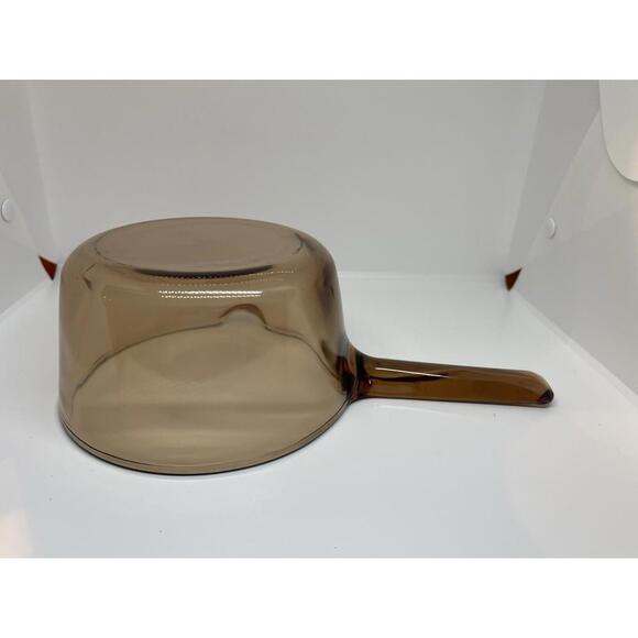 Vision Corning USA Amber Glass Sauce Pot Pan 1L with Pour Spout No Lid - Picture 5 of 10